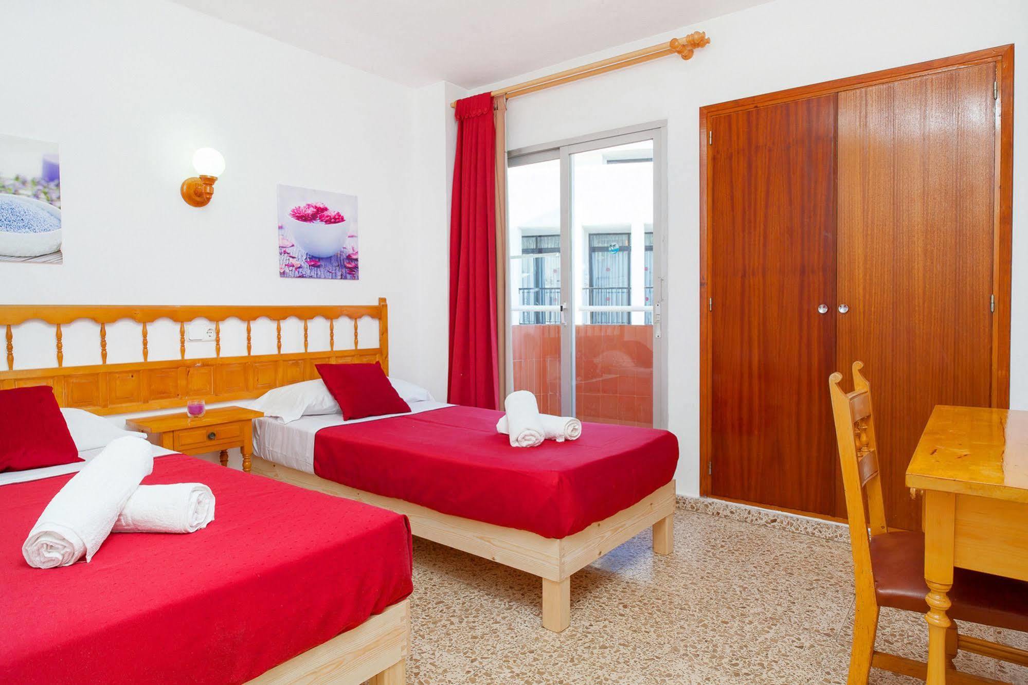 Apartamentos Puet Sant Antoni de Portmany Zewnętrze zdjęcie