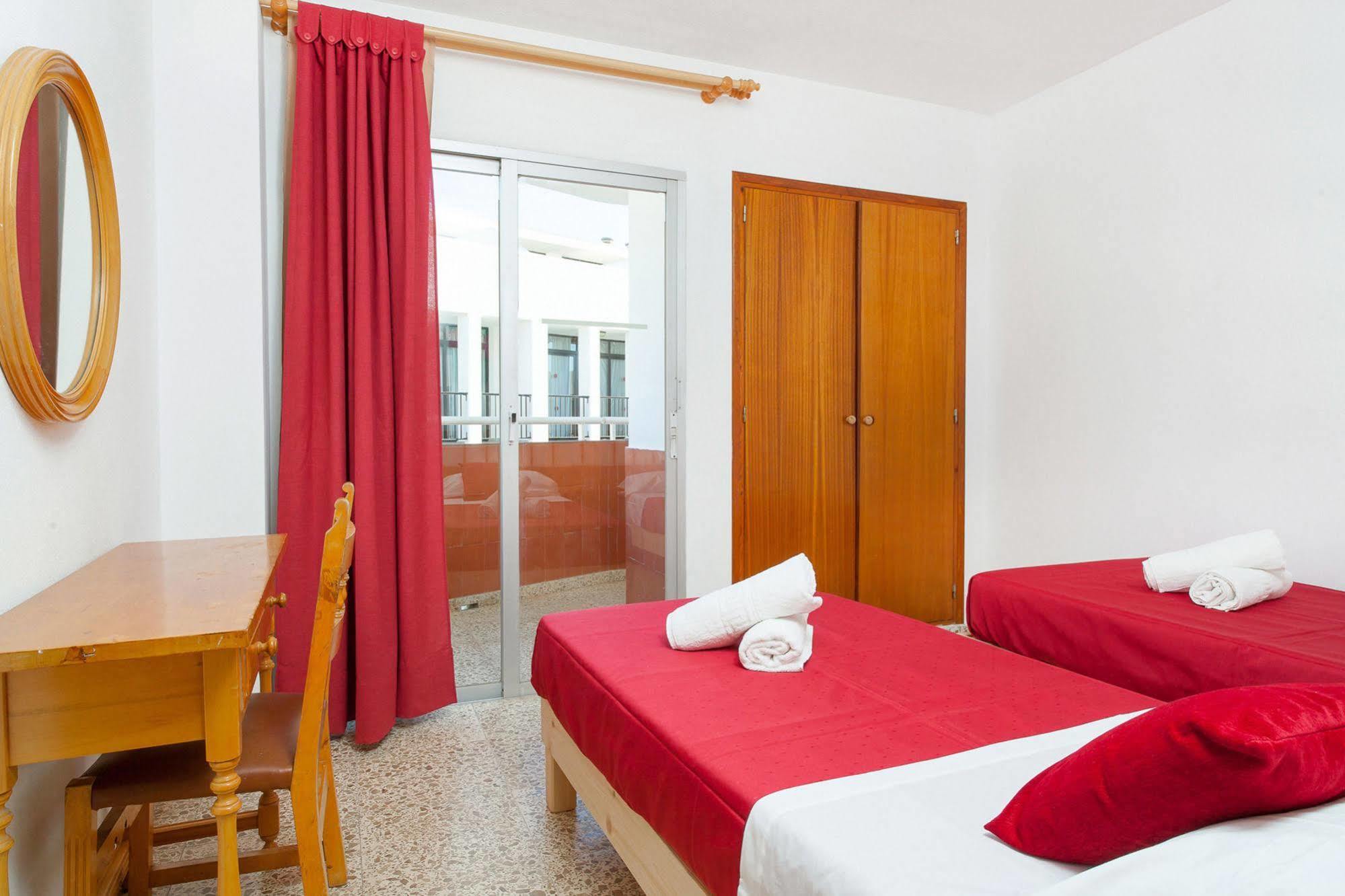 Apartamentos Puet Sant Antoni de Portmany Zewnętrze zdjęcie